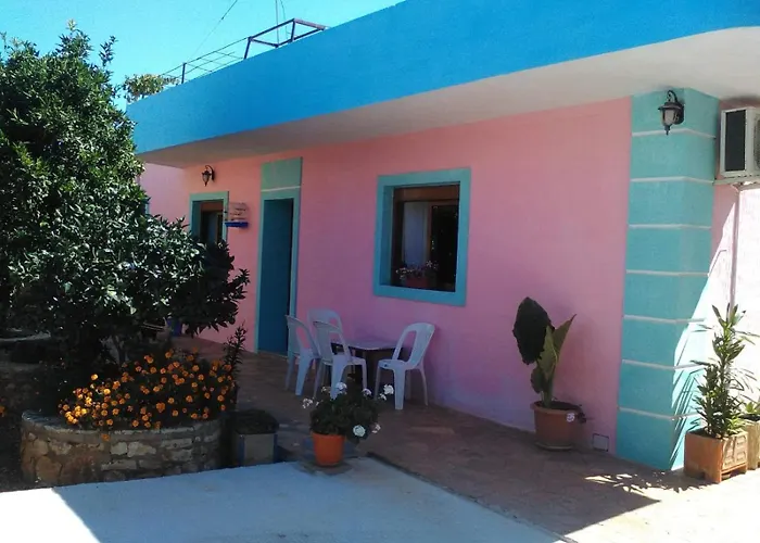 Vila,Apartaments Luani