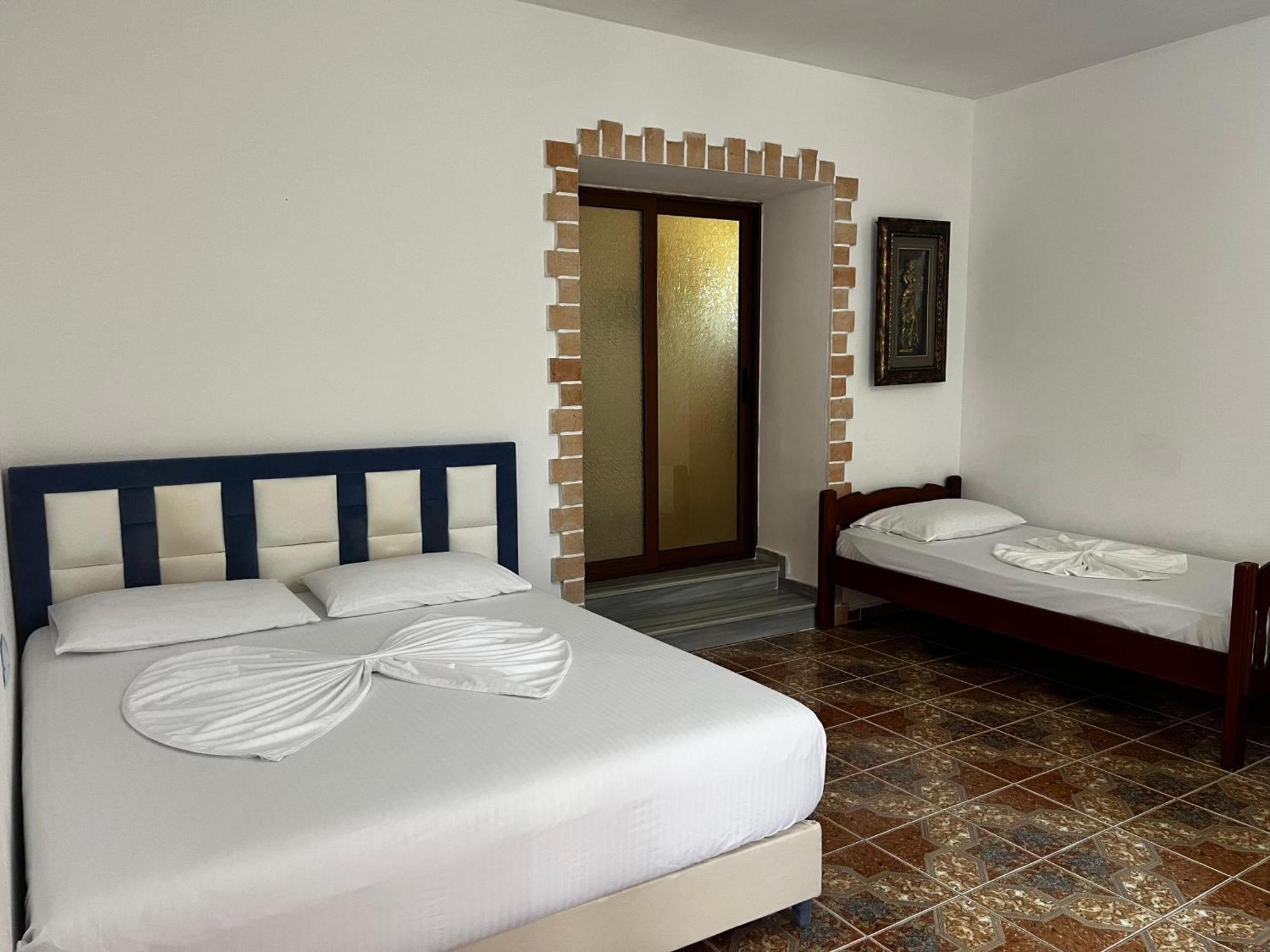 Pensjonat Vila,Apartaments Luani